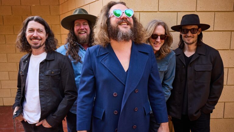 MY MORNING JACKET “is” ON TOUR!